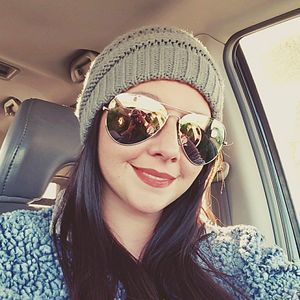 Meet your Posher, Angelique